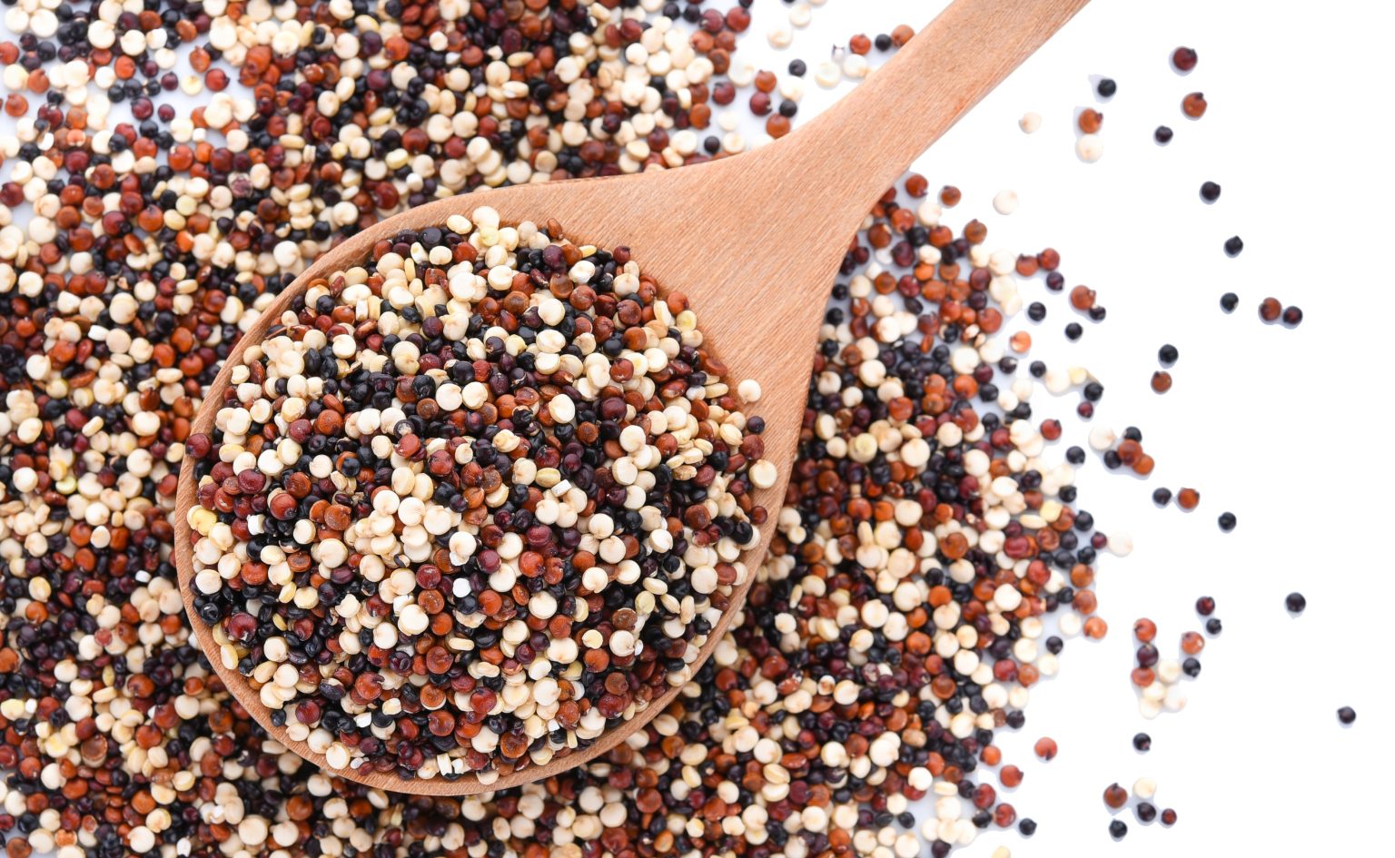 Healthy Living: Mediterranean Quinoa Salad File 48 scaled
